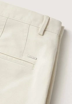 Mango BARNA - Chino - écru | Herren -Mango Populaire Boutique 090bbe0e44284bbaa14548edf2f516ee