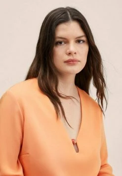 Mango Damen ALMOND - Freizeitkleid - Mandarijn -Mango Populaire Boutique 0aec1bae089148909776a59b7aa10784