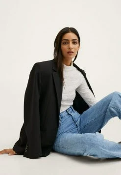 Mango Damen NORA - Flared Jeans - Mittelblau -Mango Populaire Boutique 0c2d633b889643bb95e134c4f2202c42