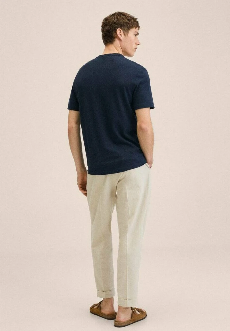 Mango LIMAN - T-Shirt Basic - Dark Navy | Herren 5 Mango LIMAN - T-Shirt Basic - Dark Navy | Herren – Bild 3