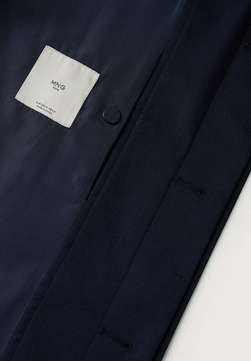 Mango Herren IKARIA - Trenchcoat - Bleu Marine Foncé 9 Mango Herren IKARIA - Trenchcoat - Bleu Marine Foncé – Bild 7