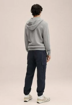 Mango COCOAZ - Strickjacke - Mottled Light Grey | Herren 11 Mango COCOAZ - Strickjacke - Mottled Light Grey | Herren -Mango Populaire Boutique 1e1884b332e54db0b460fc6b5362f2a4