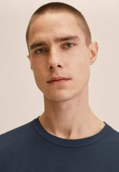 Mango FRANCIS-I - T-Shirt Print - Bleu Indigo | Herren -Mango Populaire Boutique 2824a6f3144044fb8f76b2a5bdd58449