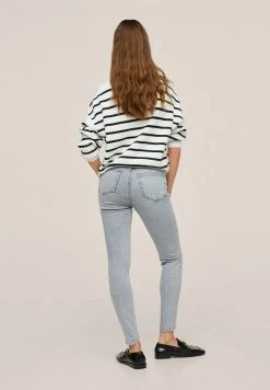 Mango ANNE - Jeans Skinny Fit - Gris Denim | Damen -Mango Populaire Boutique 2b18cb246dcf46f286b82b5fdec3e1c7