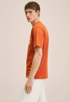 Mango Herren SOUND - T-Shirt Print - Orange -Mango Populaire Boutique 30b85c428c2644c6bc38090ca8d5a35e