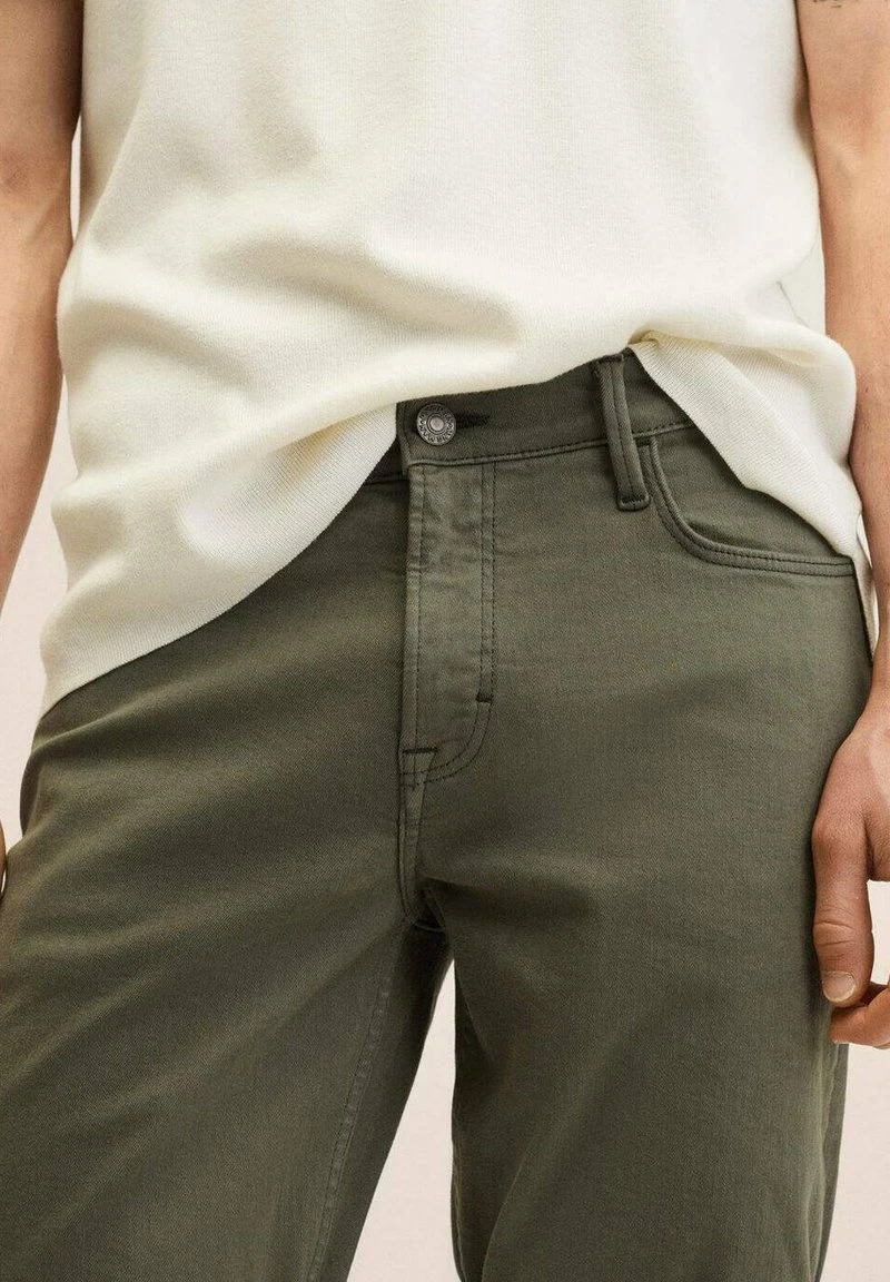 Mango NEPTO - Shorts - Kaki | Herren 6 Mango NEPTO - Shorts - Kaki | Herren – Bild 4