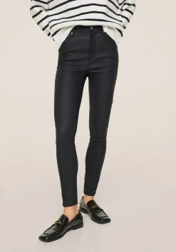 Mango Jeans Skinny Fit - Schwarz | Damen -Mango Populaire Boutique 3e8cf994f7f349e198658c0eef6ef0ba