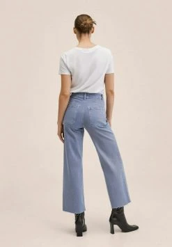 Mango Damen CATHERIN - Flared Jeans - Himmelblau -Mango Populaire Boutique 7cecb974bed54cfcaab9c53b82f28ad8