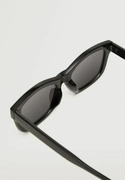 Mango PARIS - Sonnenbrille - Zwart | Damen -Mango Populaire Boutique 83bf97b440bb41f39fba7e0be2d7d476