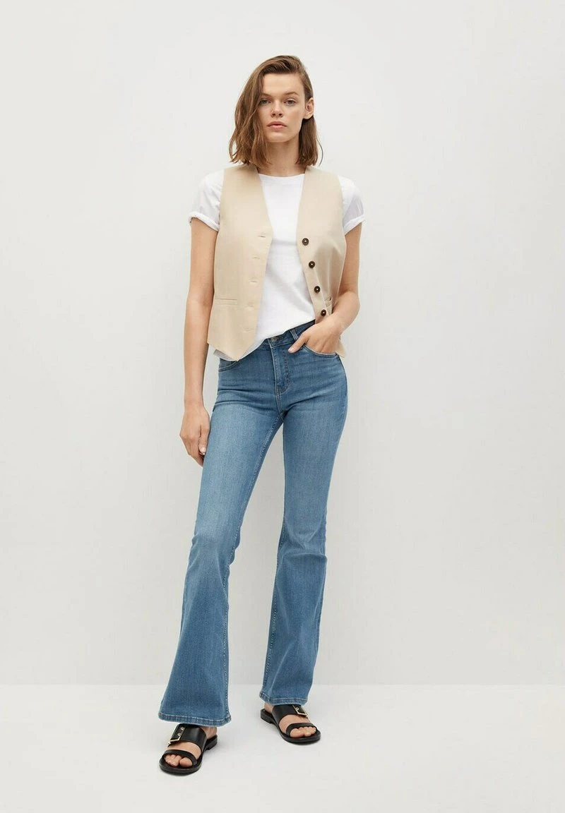 Mango Flared Jeans - Medium Blue | Damen 4 Mango Flared Jeans - Medium Blue | Damen – Bild 2