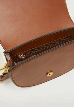 Mango PENGO - Umhängetasche - Cuero | Damen 8 Mango PENGO - Umhängetasche - Cuero | Damen -Mango Populaire Boutique 95bdbb5e22df411ba74e8677024121f3