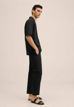 Mango Chino - Black | Herren -Mango Populaire Boutique 9ab65d9fad87491b89c442678c365105