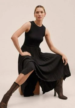 Mango CALDERA A - Strickkleid - Noir | Damen -Mango Populaire Boutique 9e36e1ad3a0c48278bc307fa80007894