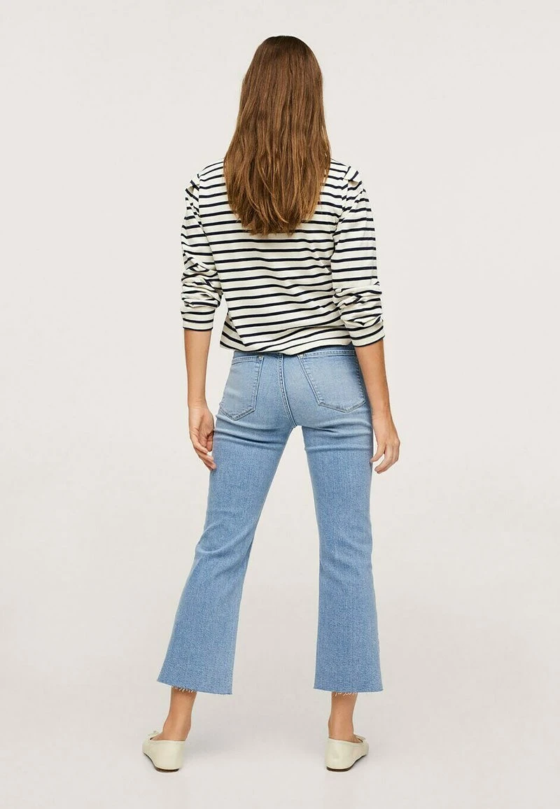 Mango Damen SIENNA - Flared Jeans - Mittelblau 5 Mango Damen SIENNA - Flared Jeans - Mittelblau – Bild 3