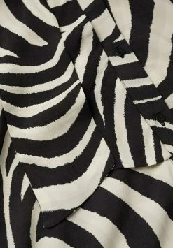 Mango Damen JARE - Hemdbluse - Schwarz -Mango Populaire Boutique c98380d9517d45d4a2c62039646815cf