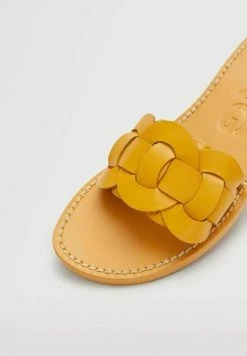 Mango RIVER - Pantolette Flach - Moutarde | Damen 11 Mango RIVER - Pantolette Flach - Moutarde | Damen -Mango Populaire Boutique ce6a0de2be0045299afedf54e4485bdb