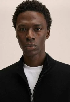 Mango LUXUSC - Strickjacke - Zwart | Herren -Mango Populaire Boutique d03def14de004a13975aac02885916a5