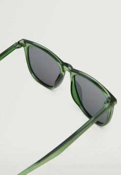 Mango HUGO - Sonnenbrille - Khaki | Herren -Mango Populaire Boutique d8de47a1207a4ae983a0ab73d039b037