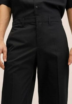 Mango Chino - Black | Herren -Mango Populaire Boutique e5176d7fbdfe4390916ceb68d5d7ef83
