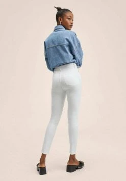 Mango ANNE - Jeans Slim Fit - Blanc | Damen -Mango Populaire Boutique fdb49379d07e4ebe8fc6f5bd71184ef4